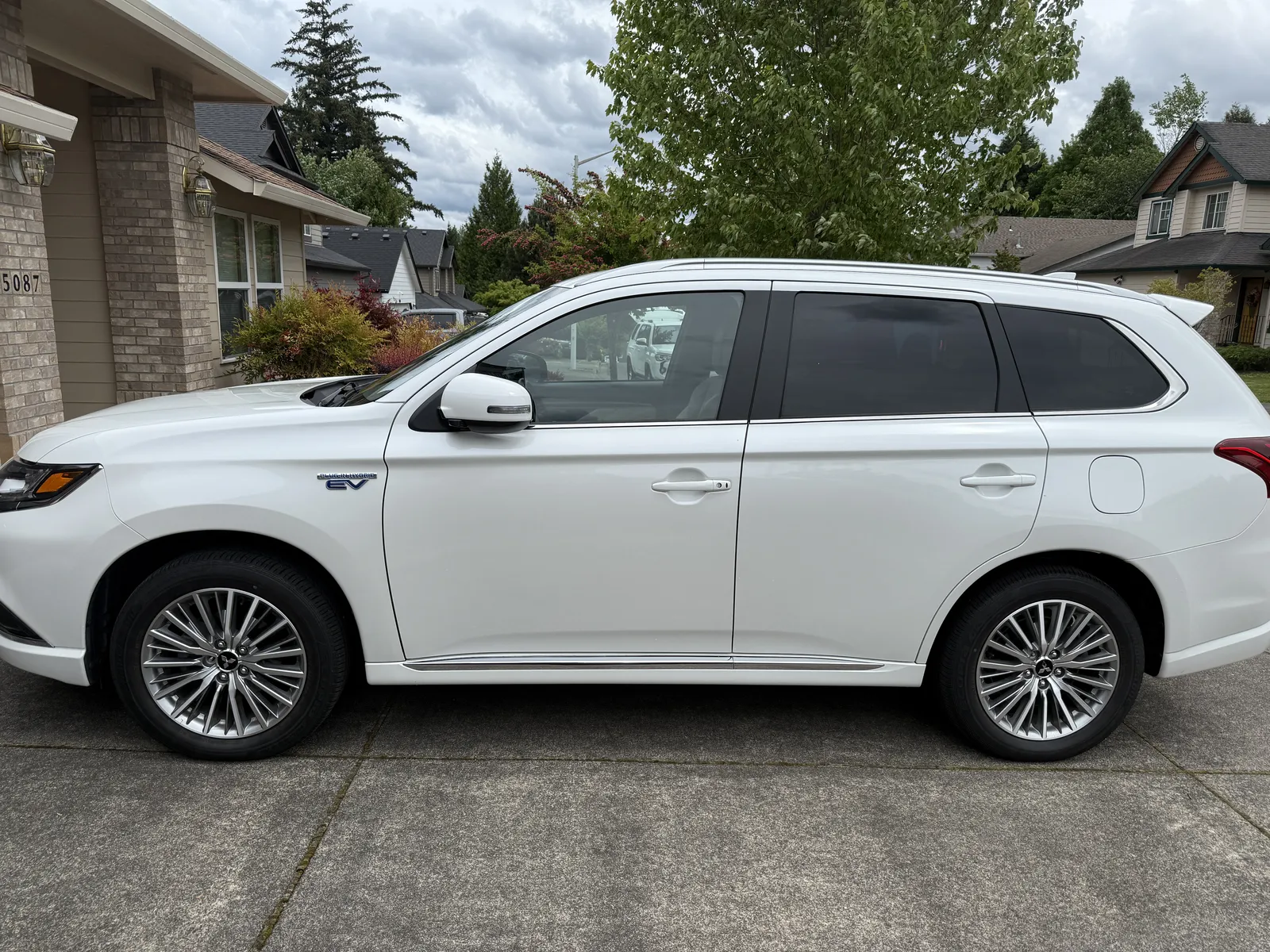 Mitsubishi Outlander Phev