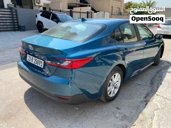 Toyota Camry 2025 photo 2