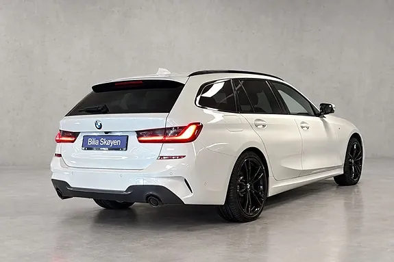 BMW 330E 2021 photo 3