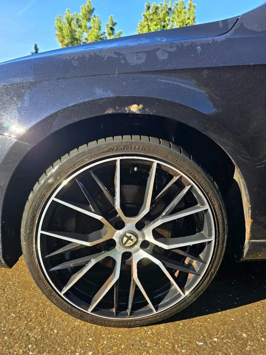 Volkswagen Passat 2012 photo 3