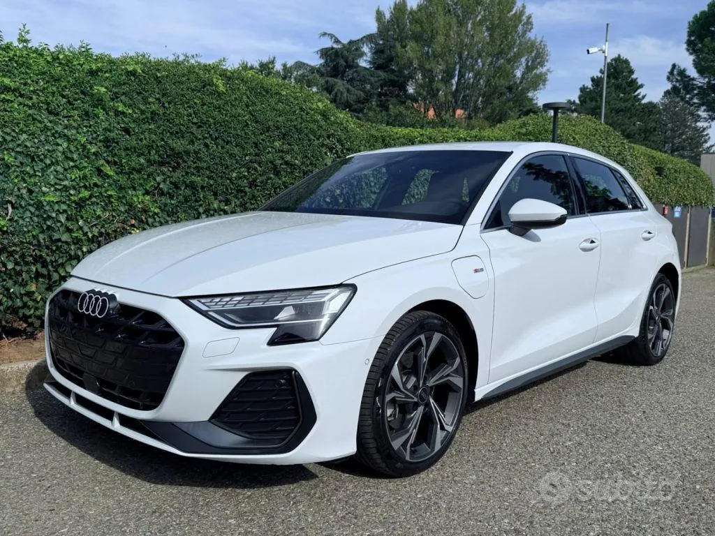 Audi A3 2025 photo 2