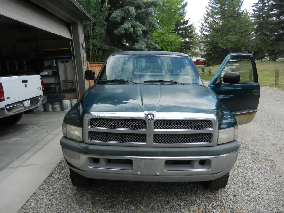 Dodge Ram 2500 1996 photo 3