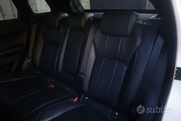 Land Rover Range Rover Evoque 2017 photo 3