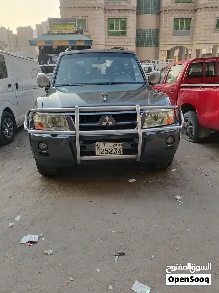 Mitsubishi Pajero 2006 photo 2