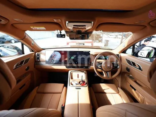 Rolls-Royce Cullinan 2026 photo 5