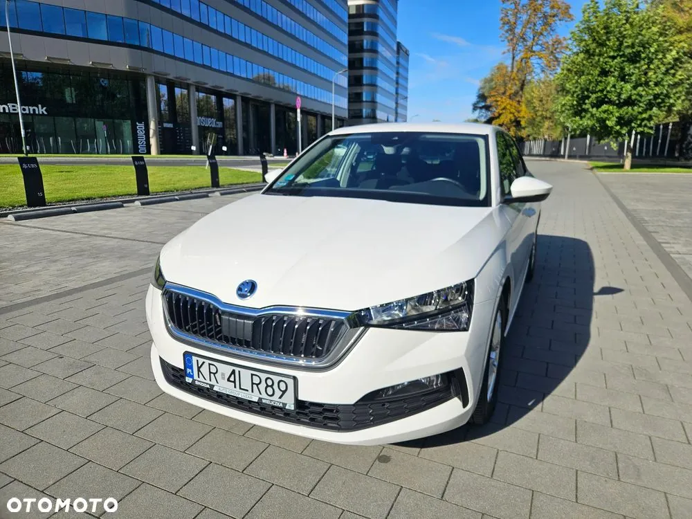 Skoda Scala 2019 photo 2