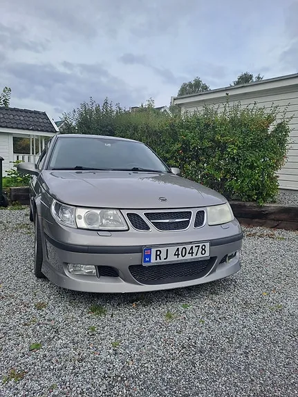 Saab 9-5 2005 photo 2