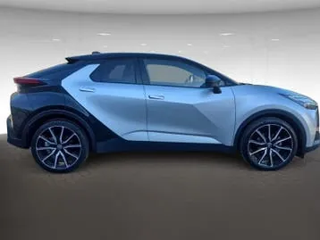 Toyota C-Hr 2024 photo 2