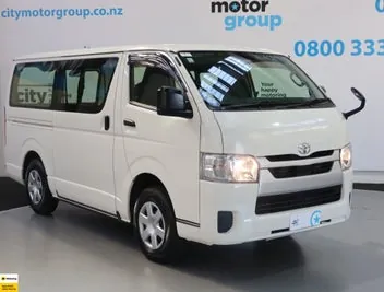 Toyota Hiace 2020 photo 2