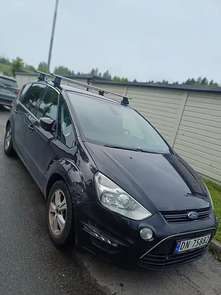 Ford S-Max 2011 photo 3