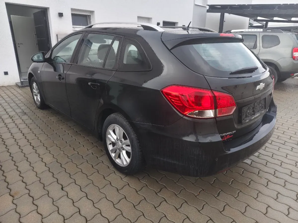Chevrolet Cruze 2012 photo 3