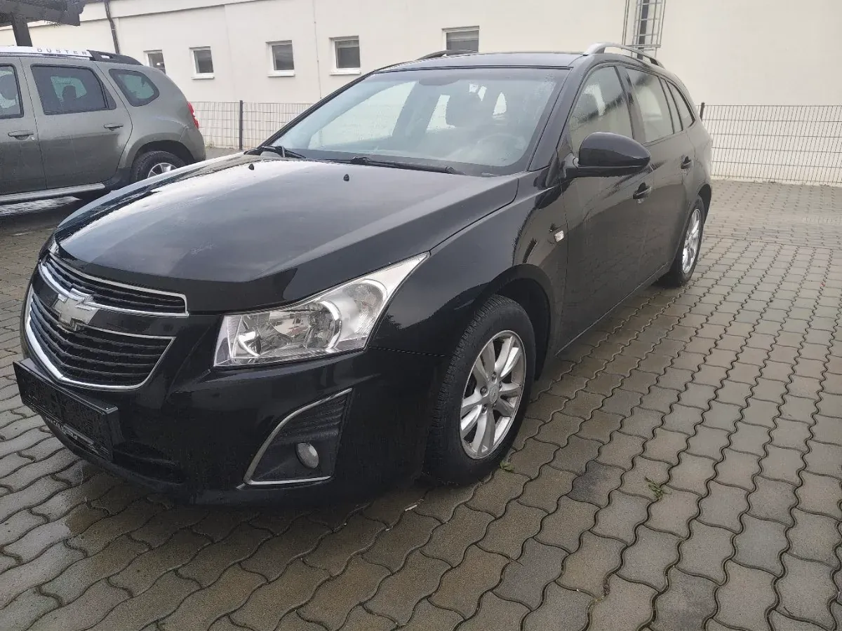 Chevrolet Cruze 2012 photo 2