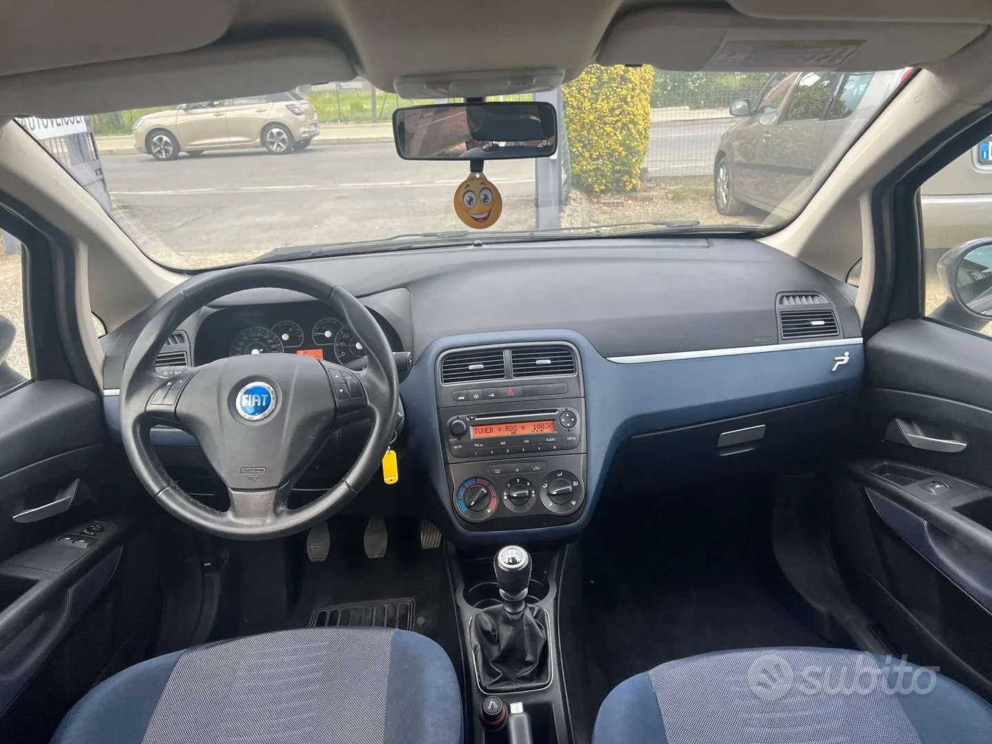 Fiat Grande Punto 2007 photo 4