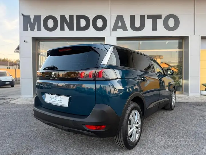 Peugeot 5008 2021 photo 2