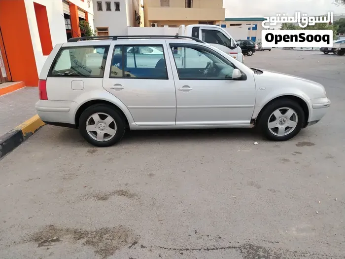 Volkswagen Golf 2002 photo 3
