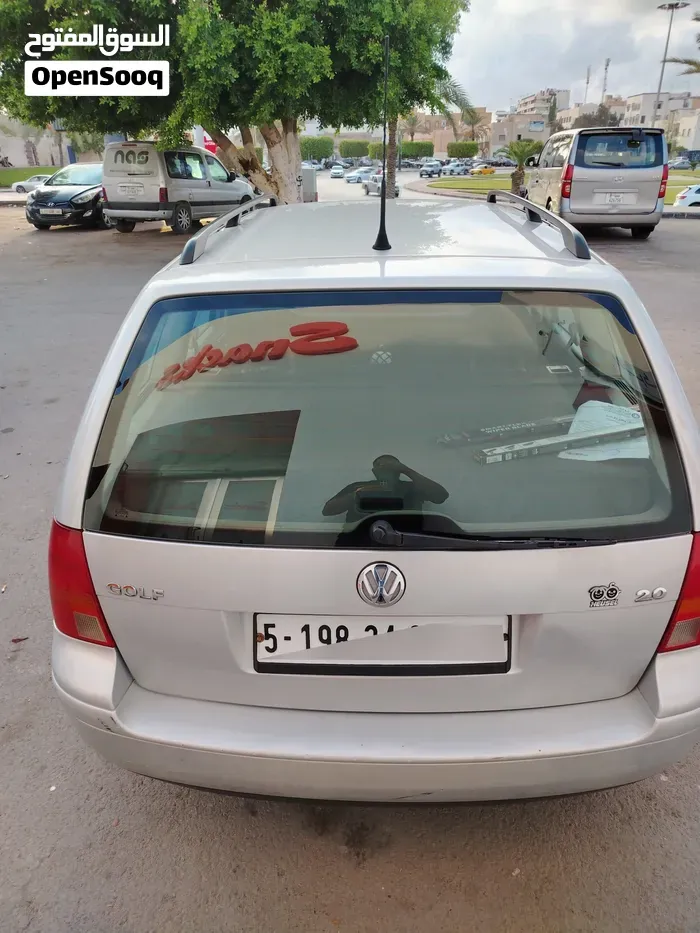 Volkswagen Golf 2002 photo 2