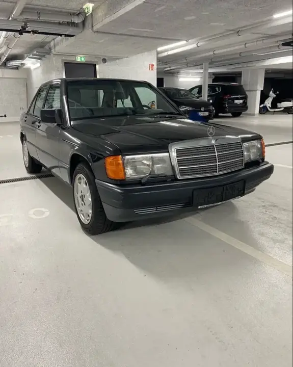Mercedes-Benz 190