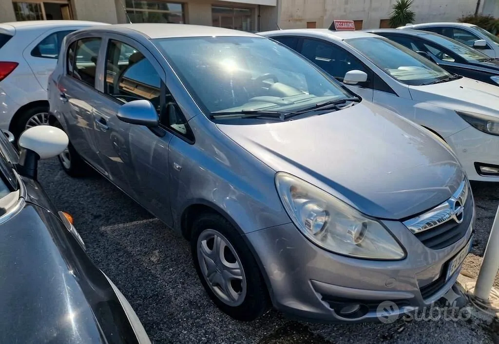 Opel Corsa 2010 photo 2