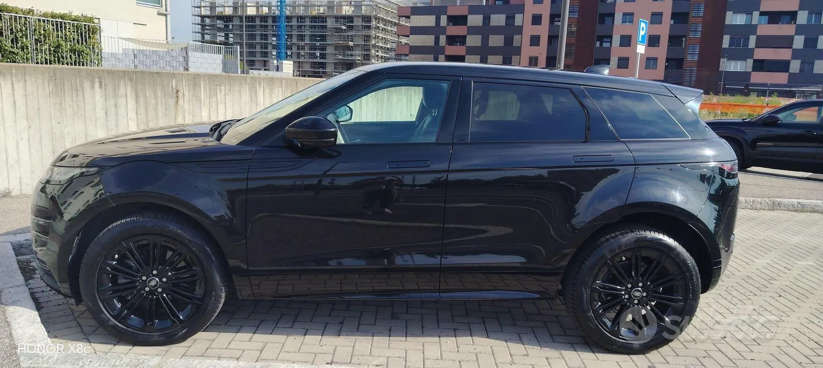 Land Rover Range Rover Evoque 2024 photo 4