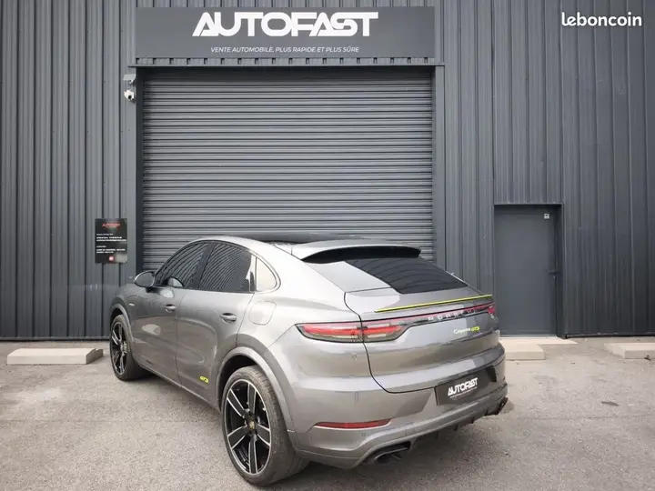 Porsche Cayenne 2020 photo 2