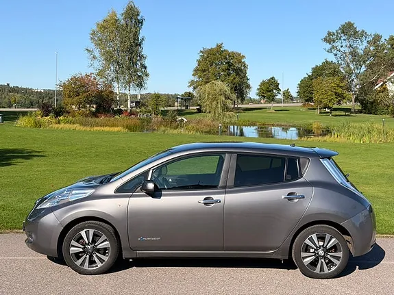 Nissan Leaf 2015 photo 5