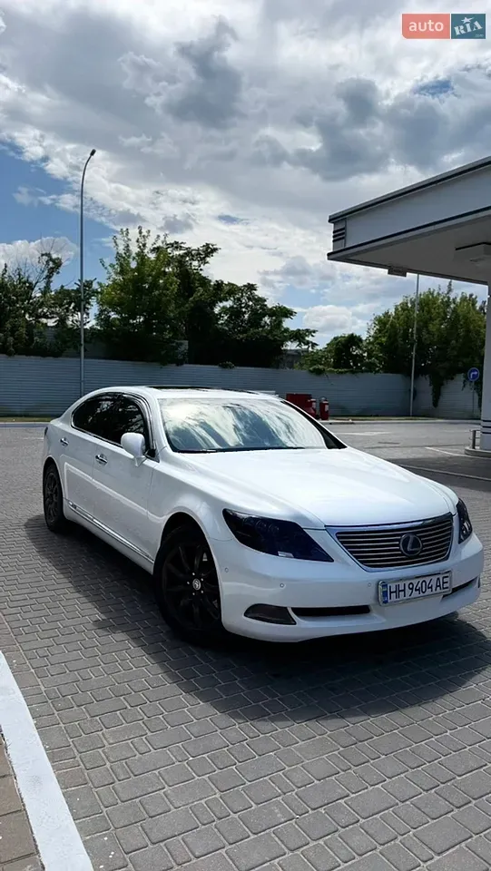 Lexus Ls 2007 photo 2