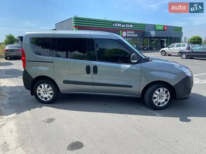 Fiat Doblo 2012 photo 3
