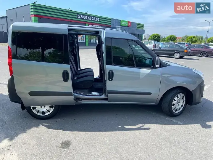 Fiat Doblo 2012 photo 4