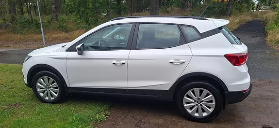 Seat Arona 2019 photo 4
