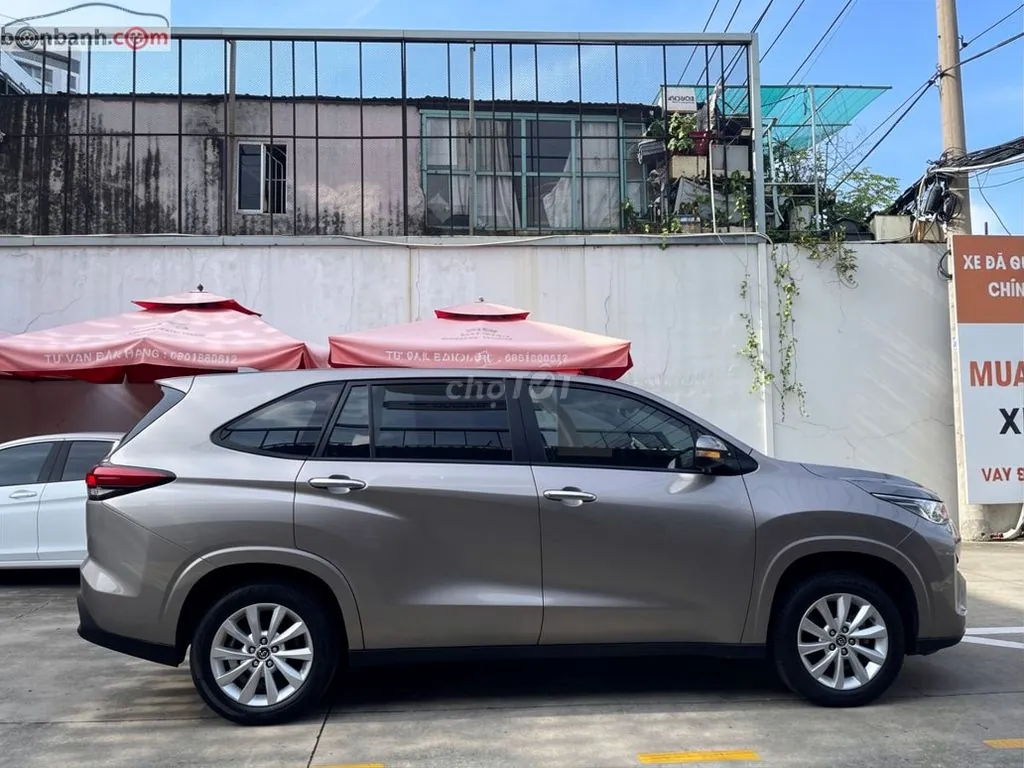 Toyota Innova 2024 photo 5