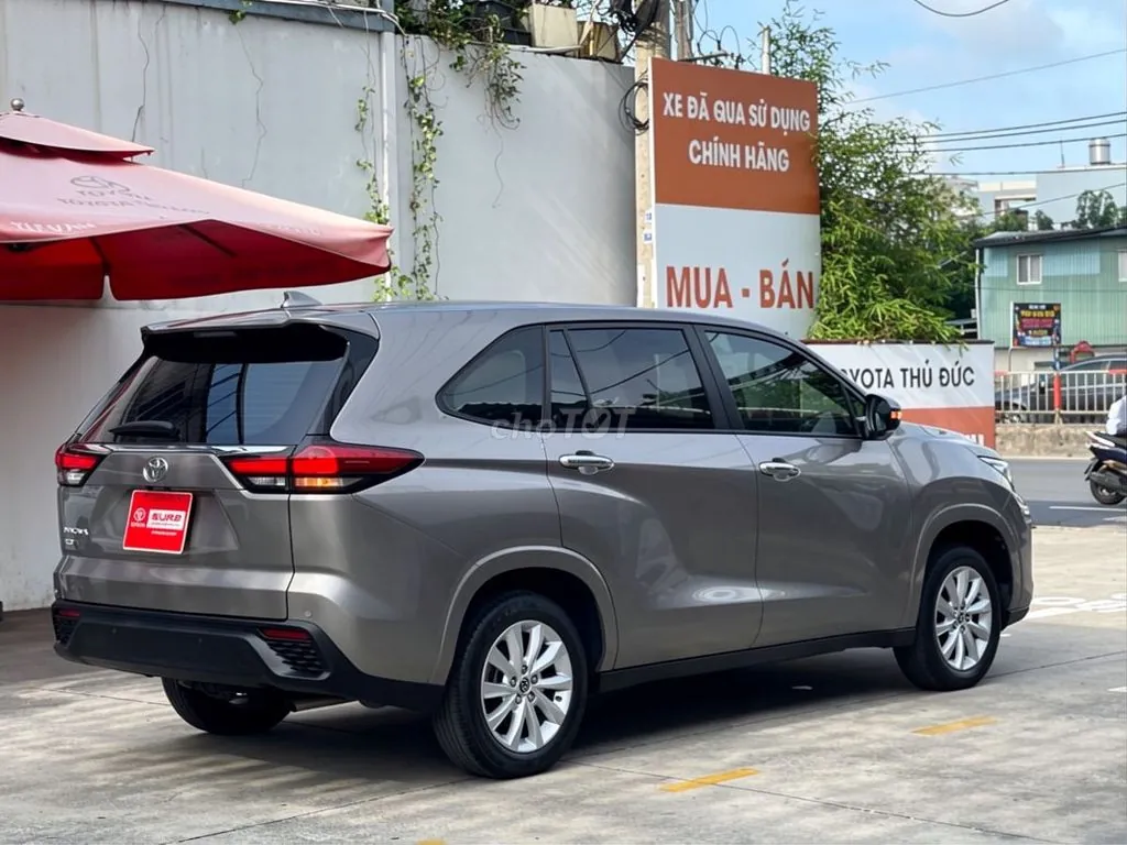 Toyota Innova 2024 photo 3