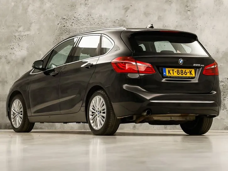 BMW 2 Series Active Tourer 2016 photo 3