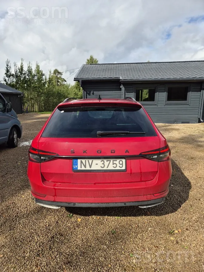 Skoda Superb 2019 photo 5