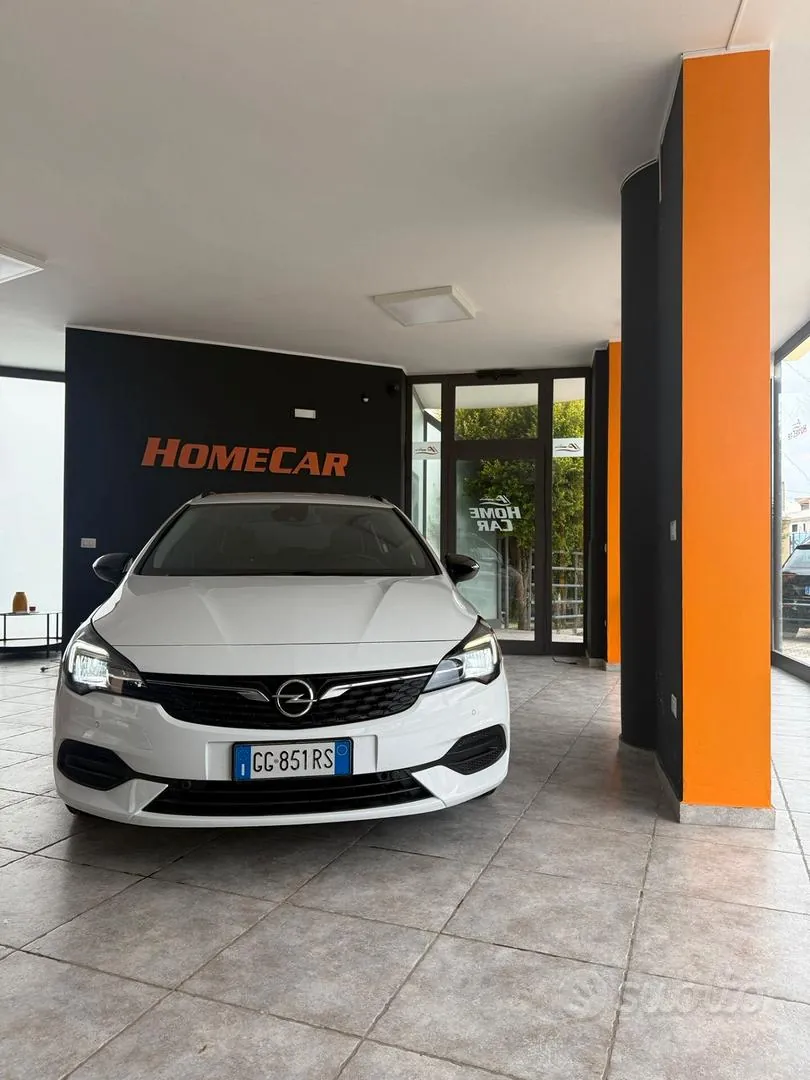 Opel Astra 2021 photo 2