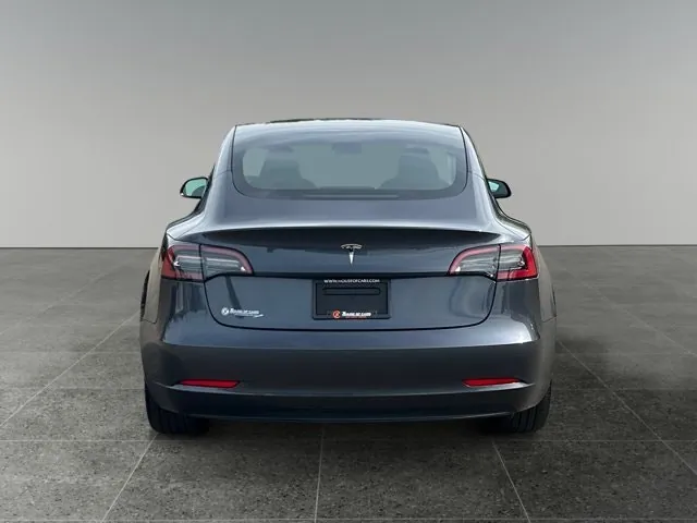 Tesla Model 3 2023 photo 5
