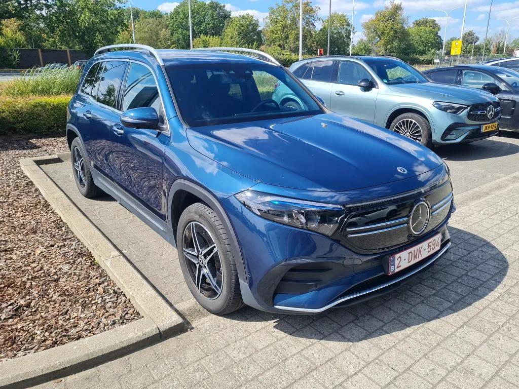 Mercedes-Benz Eqb