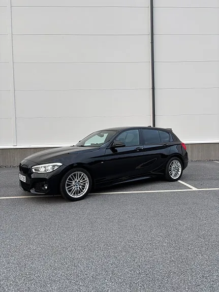 BMW 118I 2019 photo 2