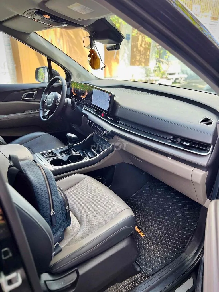 Kia Carnival 2025 photo 5