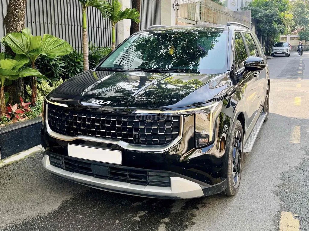 Kia Carnival 2025 photo 2