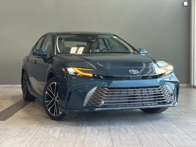 Toyota Camry 2026 photo 3