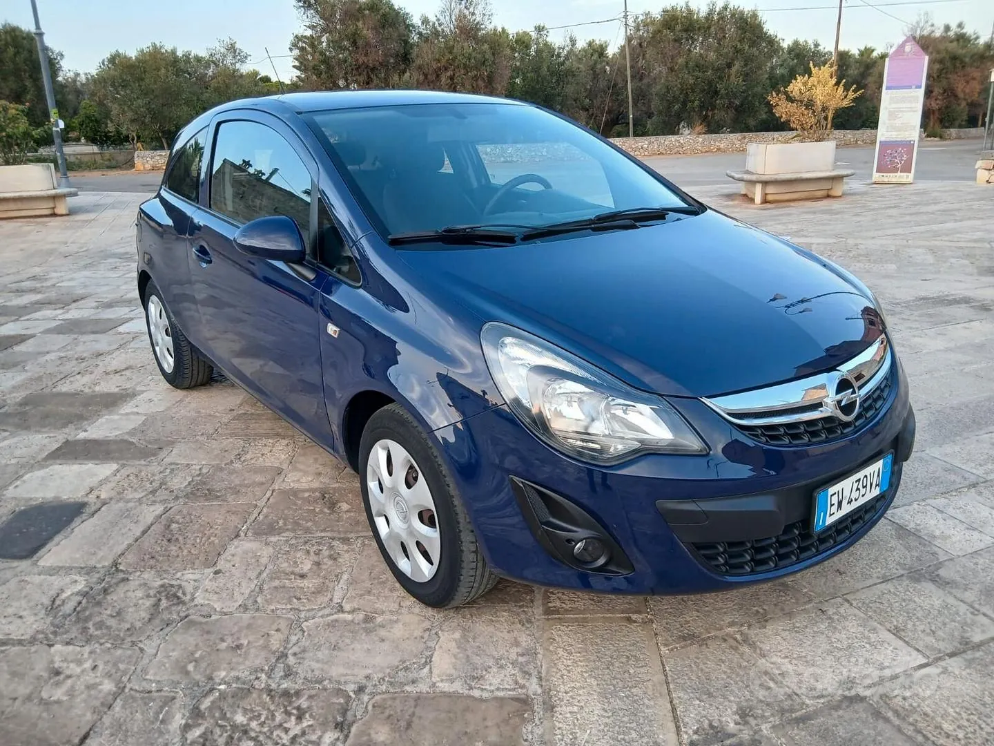 Opel Corsa 2014 photo 2