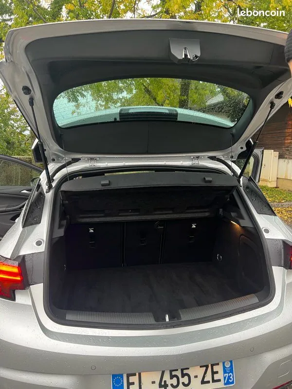 Opel Astra 2019 photo 2