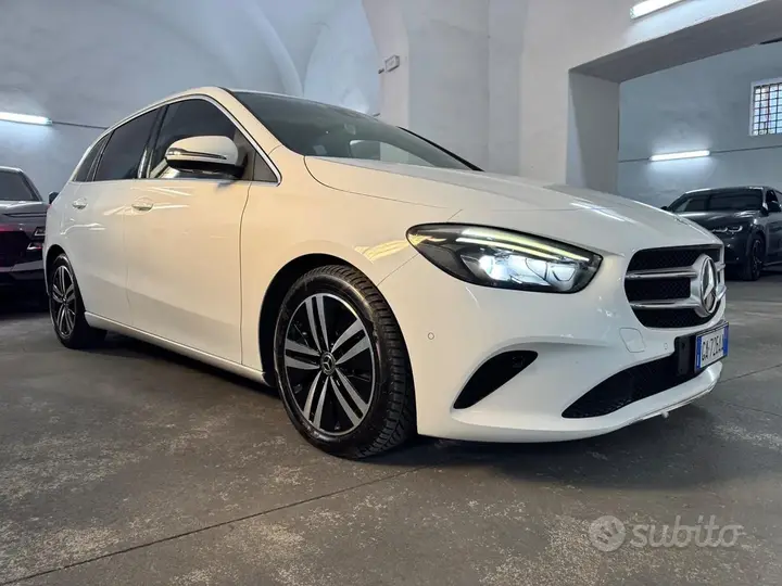 Mercedes-Benz B 180 D 2020 photo 3