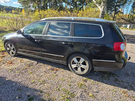 Volkswagen Passat 2008 photo 2