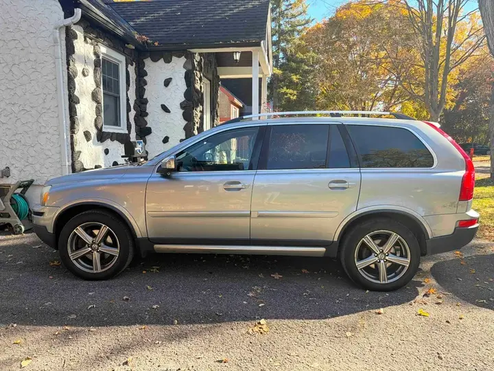 Volvo Xc90 2010 photo 3