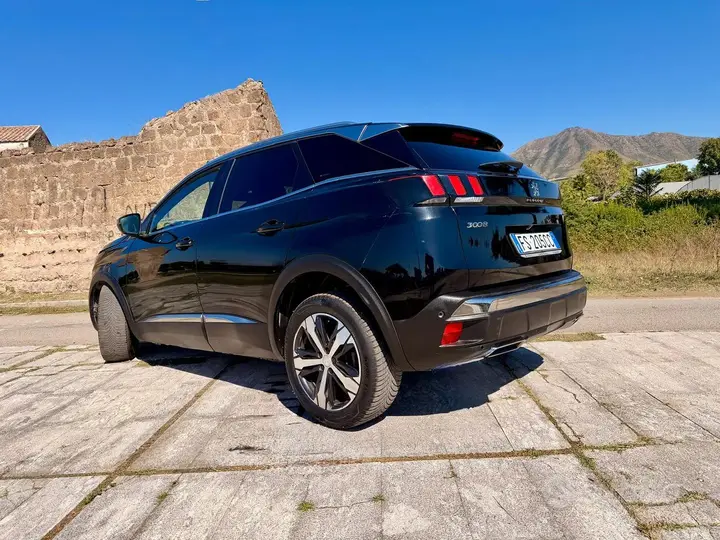 Peugeot 3008 2018 photo 3