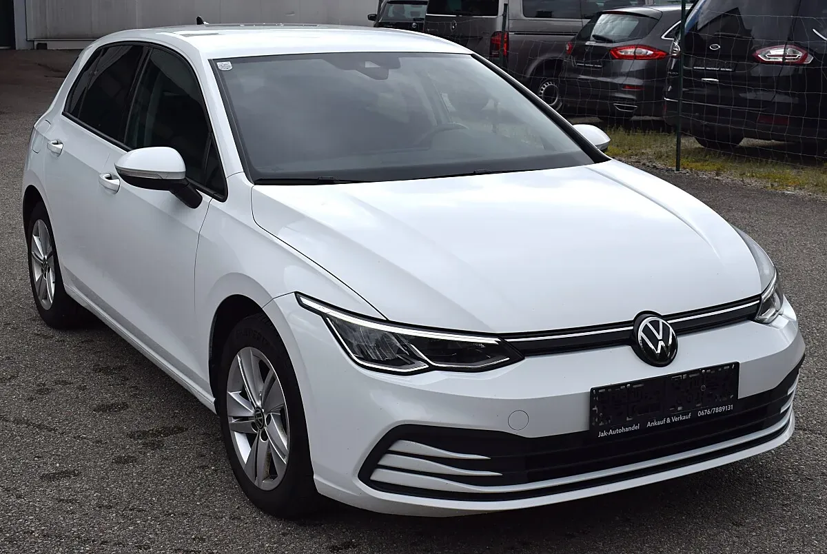 Volkswagen Golf 2022 photo 3