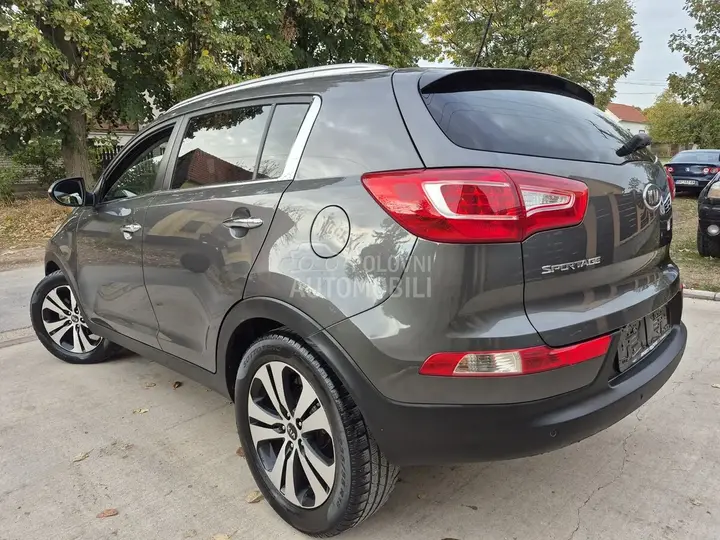 Kia Sportage 2011 photo 2
