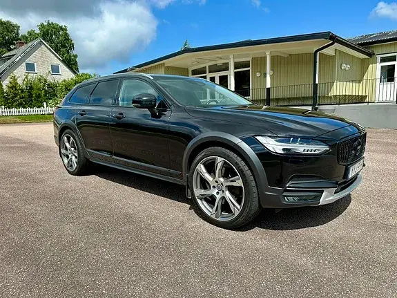 Volvo V90 Cross Country 2018 photo 3