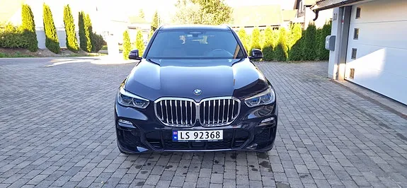 BMW X5 2019 photo 2
